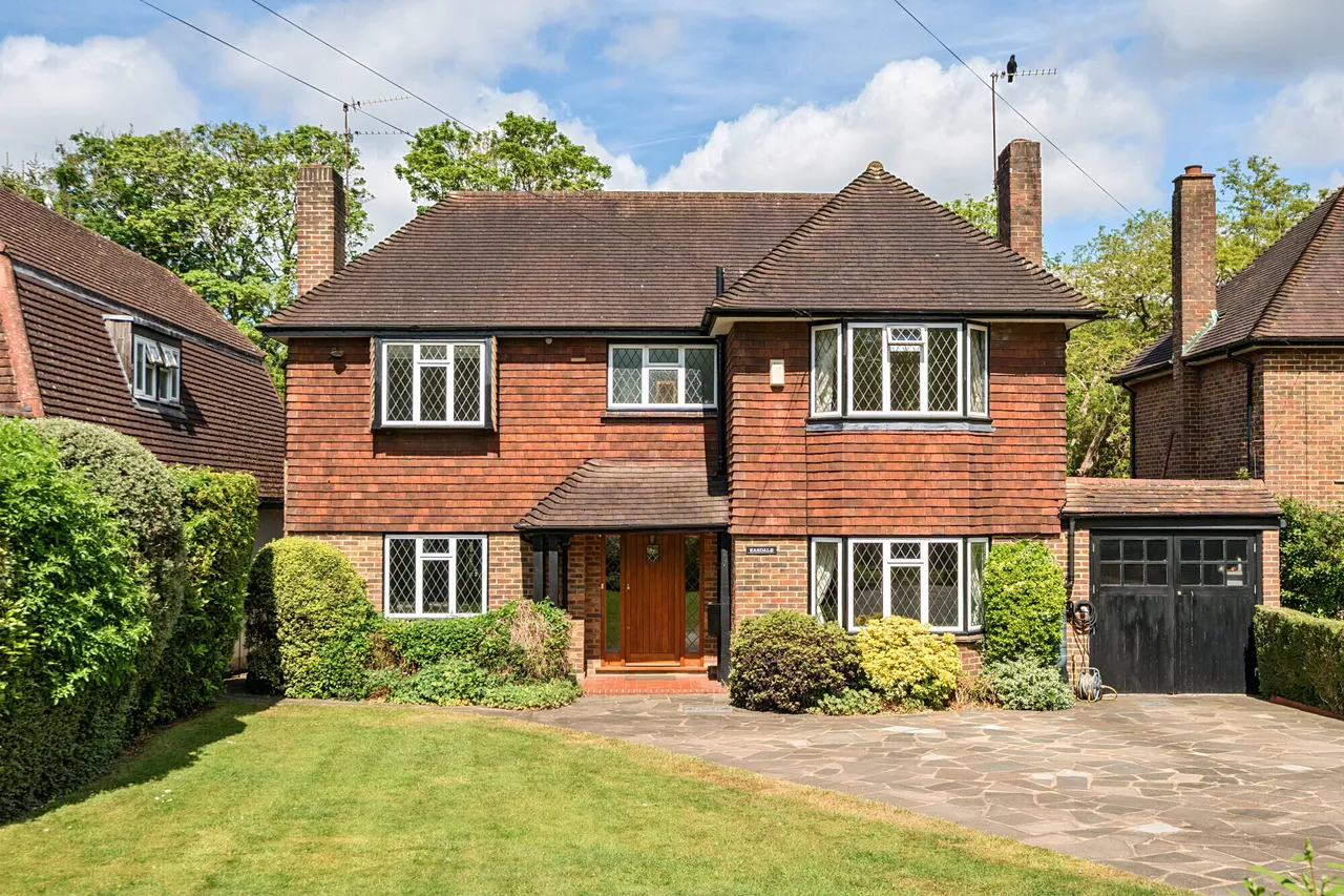 The Green, Epsom, KT17, photo 12