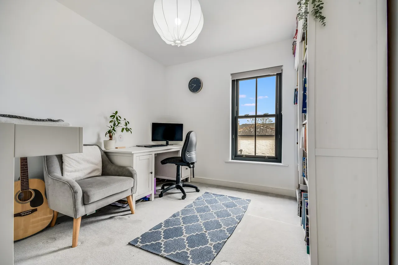 Flat 7, 56 Railway Street, Chelmsford, Essex, CM1 1QS, photo 9