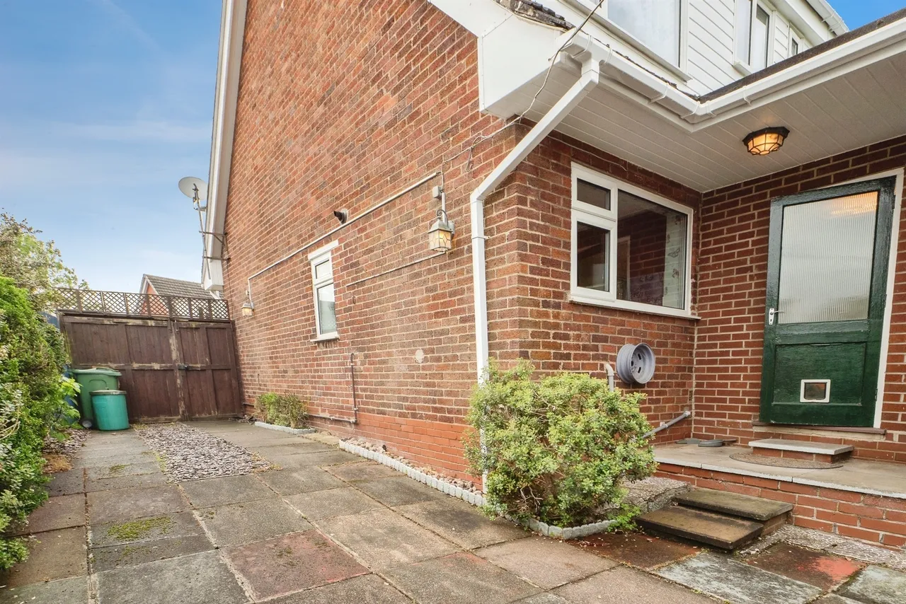 Conway Drive, Shepshed, Loughborough, photo 3