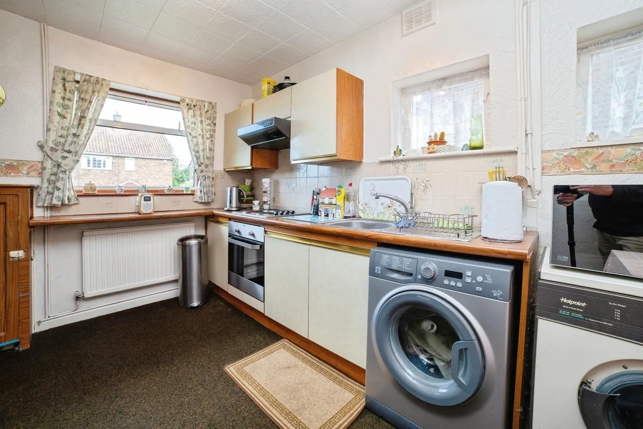 Brandreth Avenue, SUTTON-IN-ASHFIELD, Nottinghamshire, NG17, photo 7