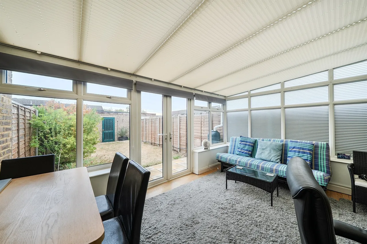 Lillibrooke Crescent, Maidenhead, photo 6