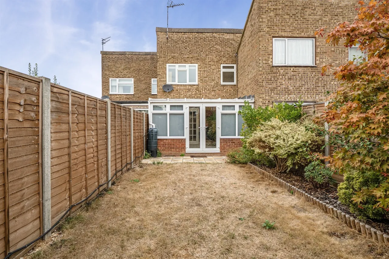 Lillibrooke Crescent, Maidenhead, photo 11