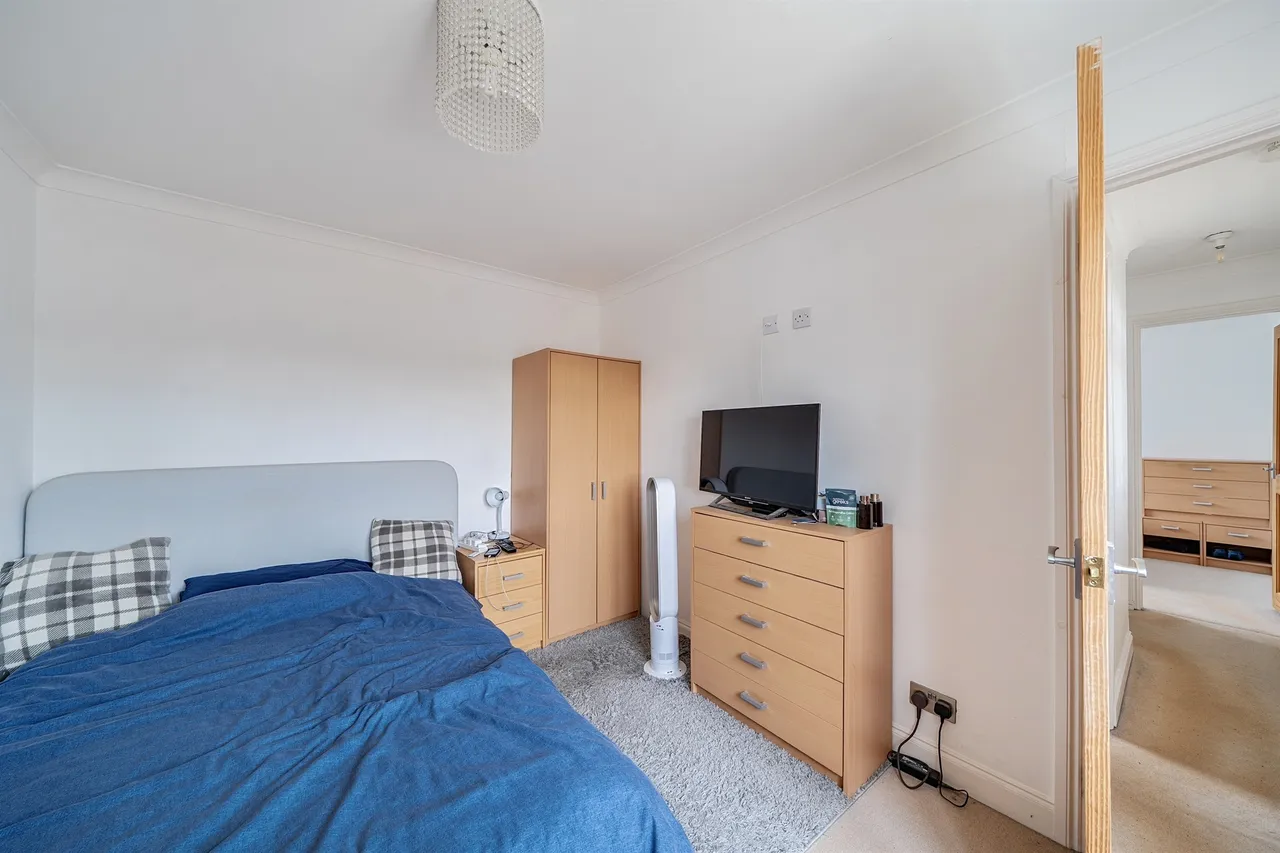 Lillibrooke Crescent, Maidenhead, photo 7