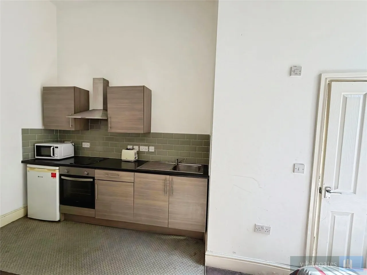 Croxteth Drive, Liverpool, L17, photo 3