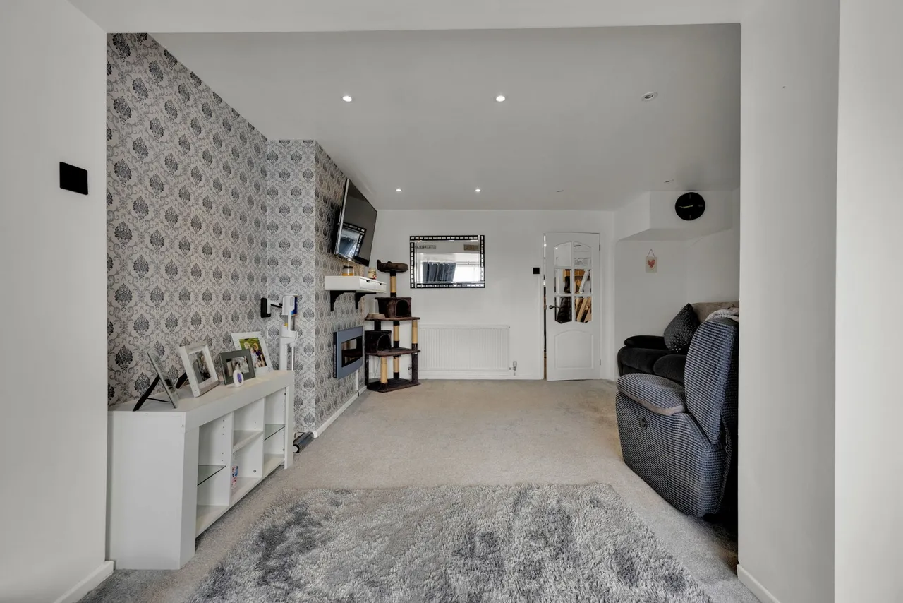 Newmount Road, Fenpark, Stoke-on-trent, ST4 3HQ, photo 7
