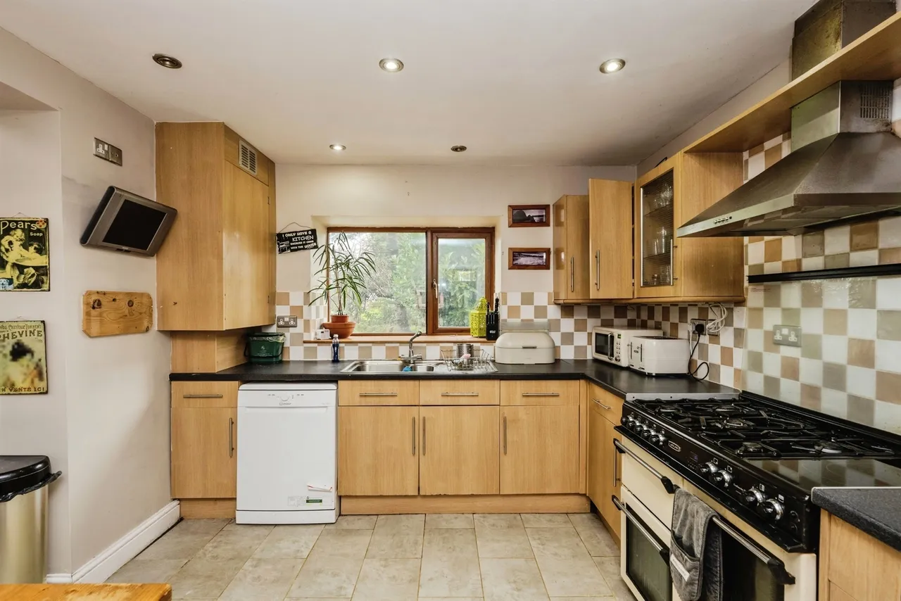 Mynydd Bach Y Glo Swansea, SA5, photo 10