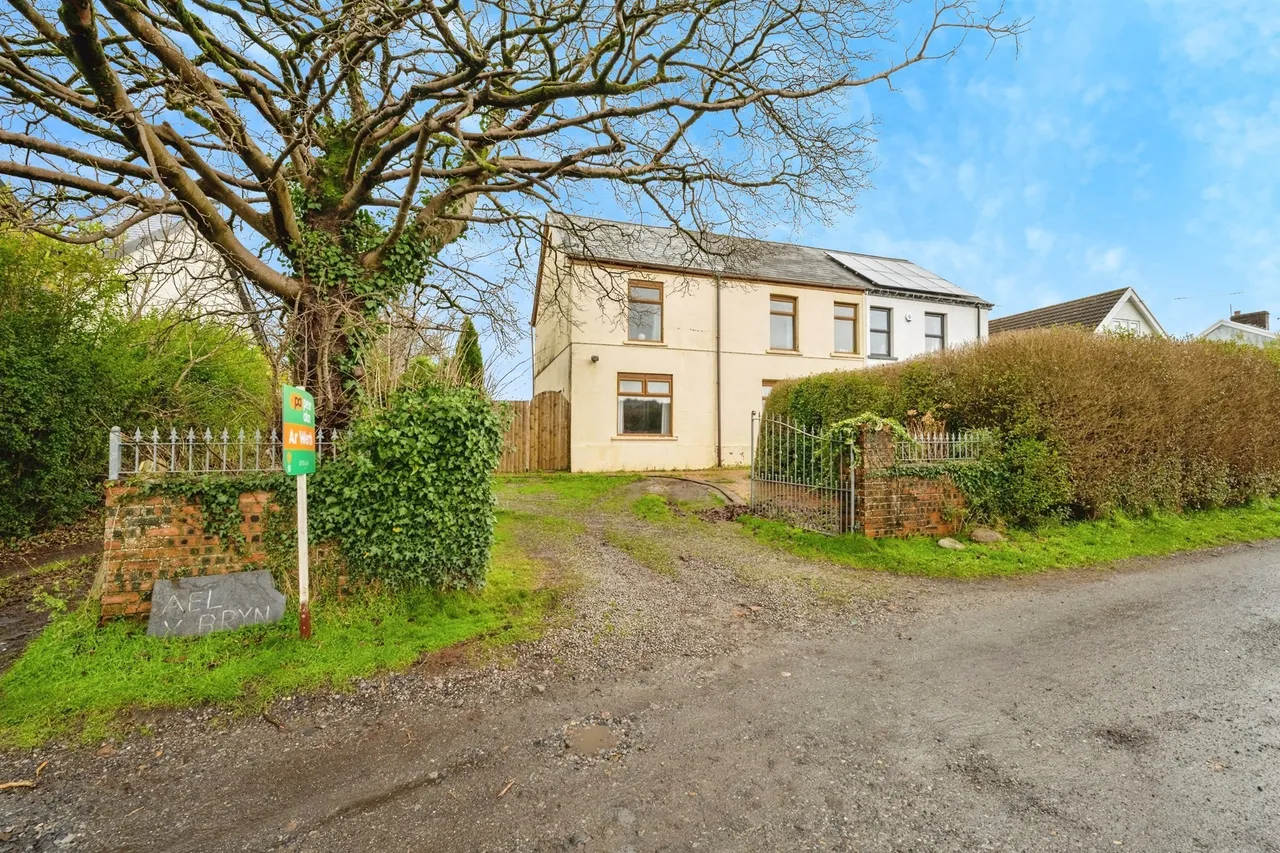 Mynydd Bach Y Glo Swansea, SA5, photo 21