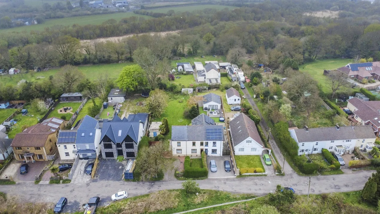 Mynydd Bach Y Glo Swansea, SA5, photo 28