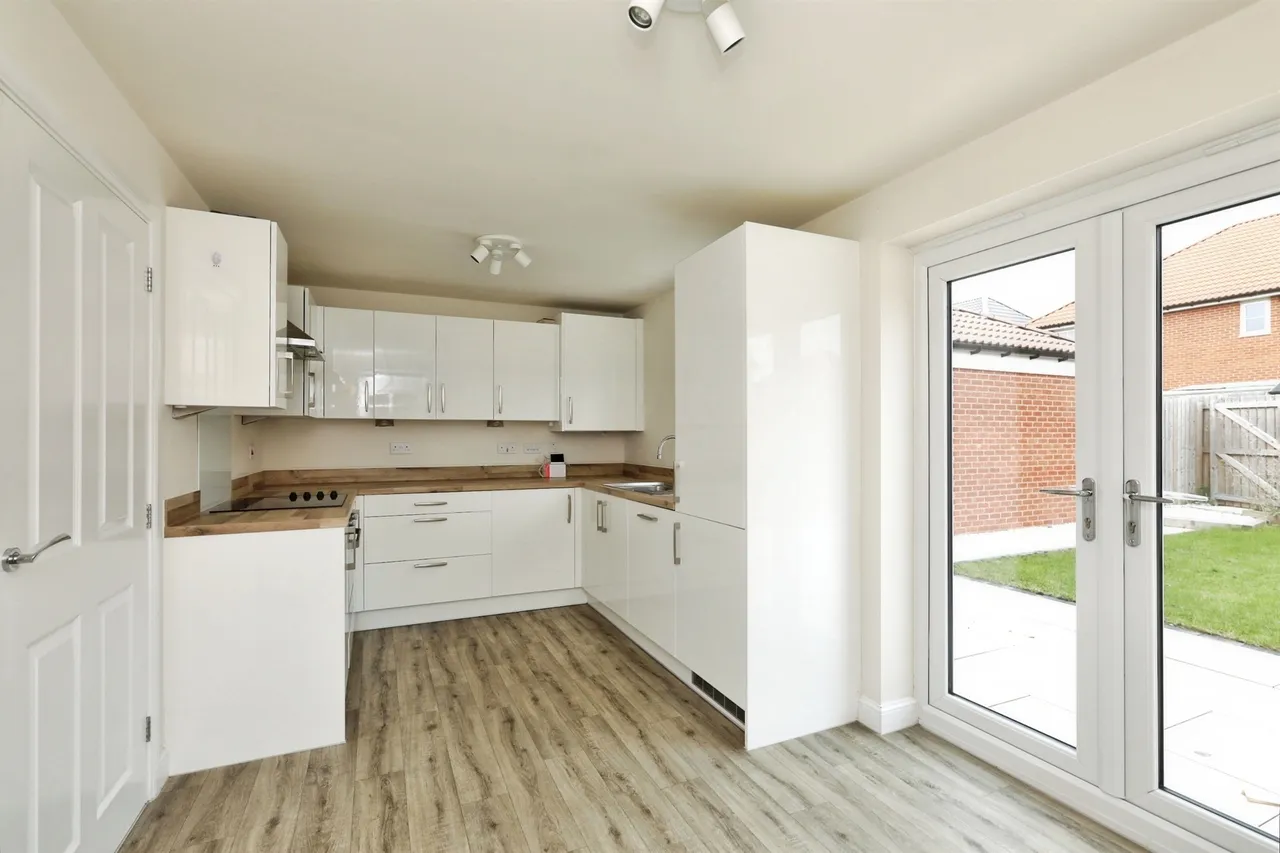 Farleigh Drive, Harworth, Doncaster, photo 4