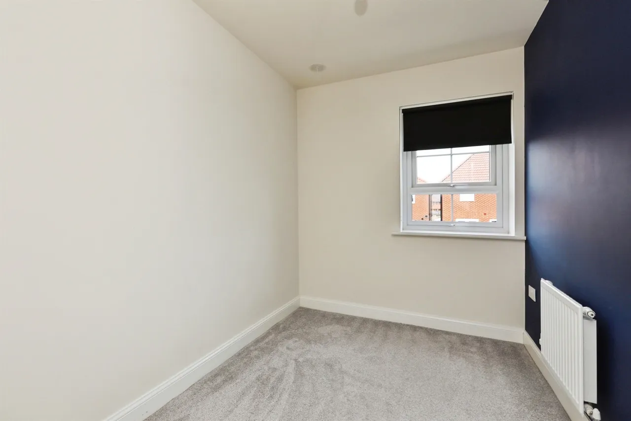 Farleigh Drive, Harworth, Doncaster, photo 9