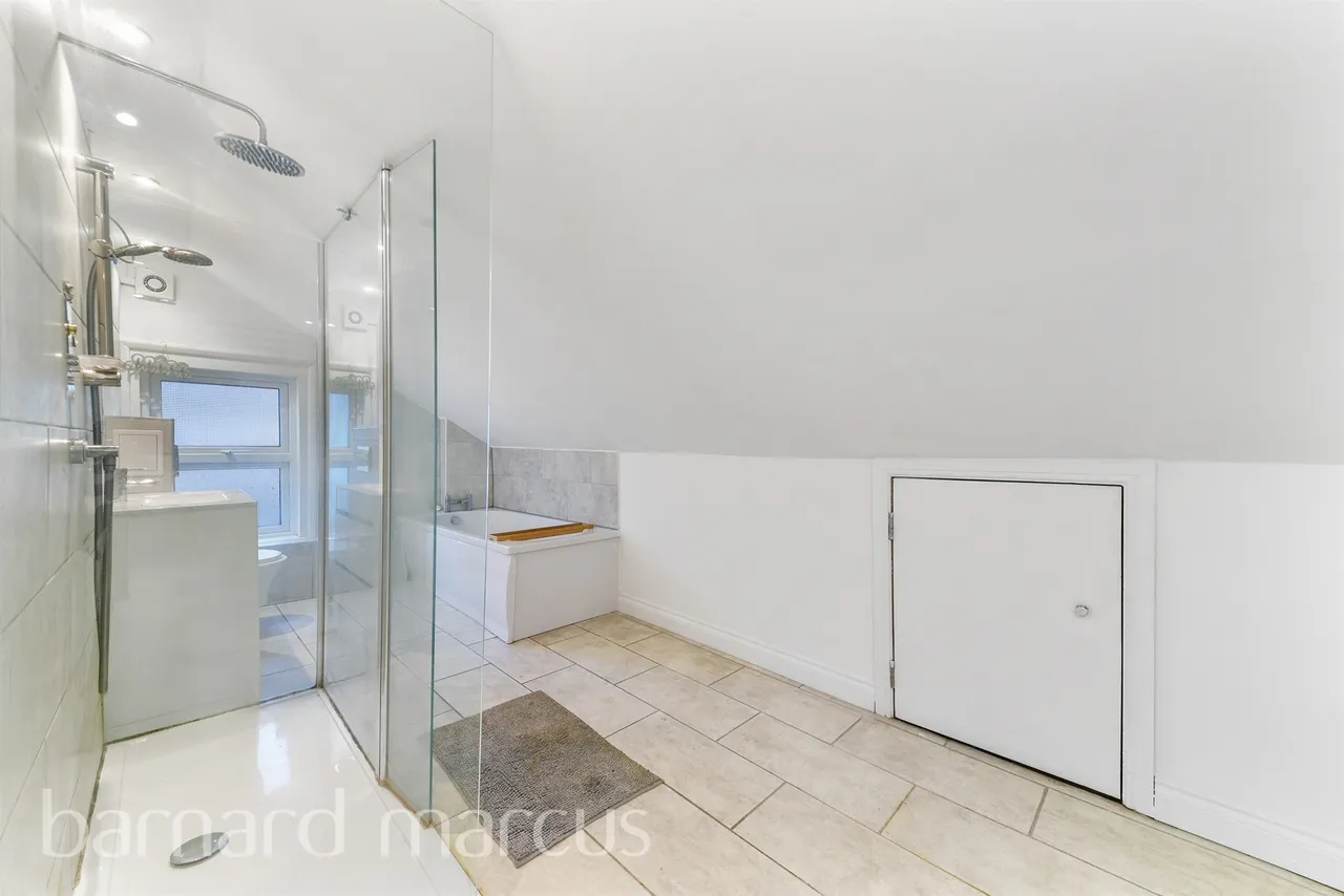 Birdhurst Rise, South Croydon, photo 5