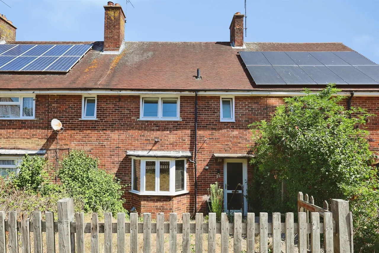 3 bed house for sale — Evelyn Road, LEWES