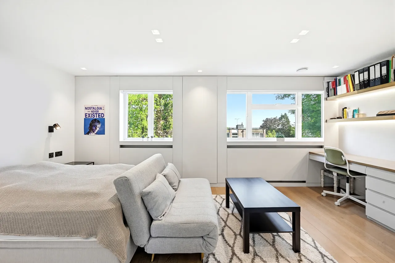 The Dene, Ealing, W13, photo 19