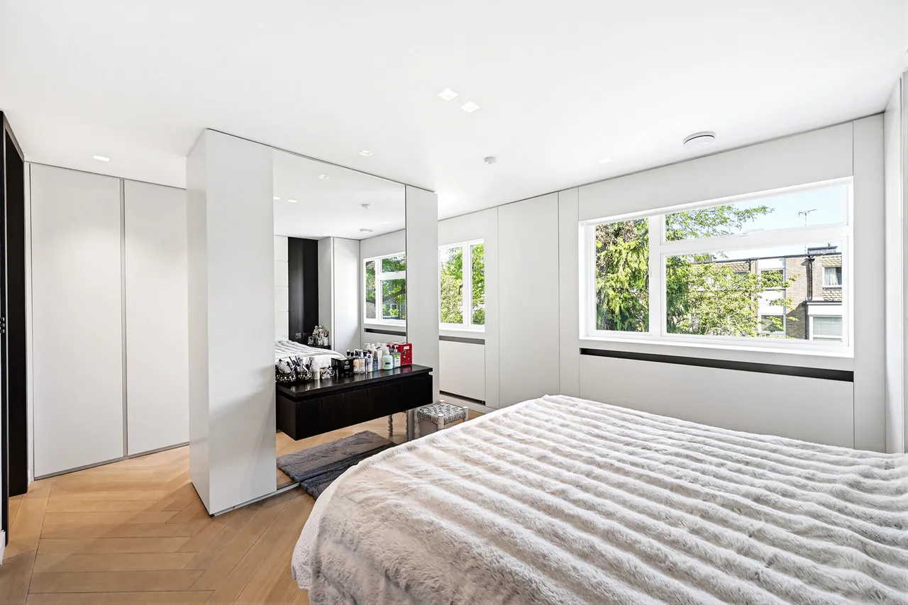 The Dene, Ealing, W13, photo 18