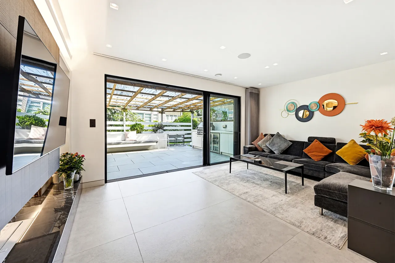 The Dene, Ealing, W13, photo 14