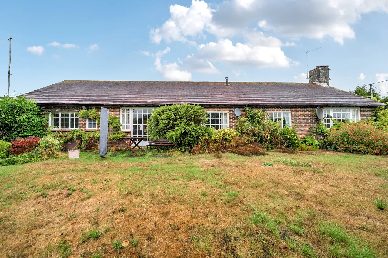 Oxford Street, Ramsbury, SN8, photo 3