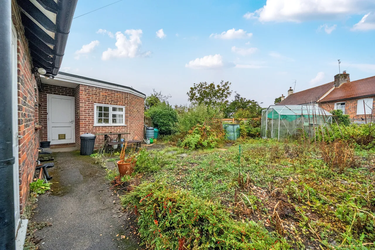 Oxford Street, Ramsbury, SN8, photo 7