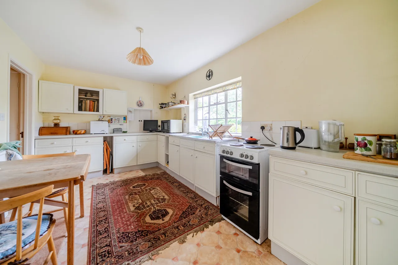 Oxford Street, Ramsbury, SN8, photo 8