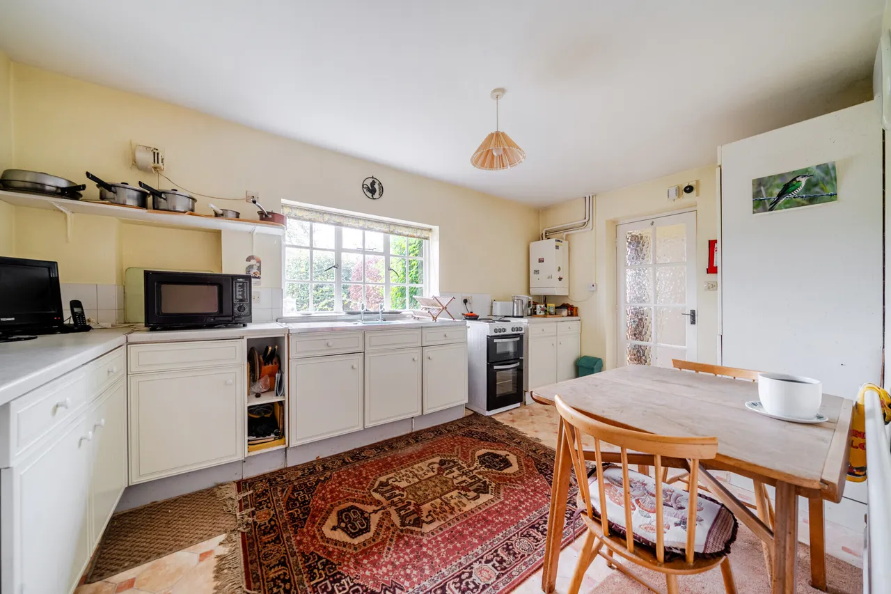 Oxford Street, Ramsbury, SN8, photo 5
