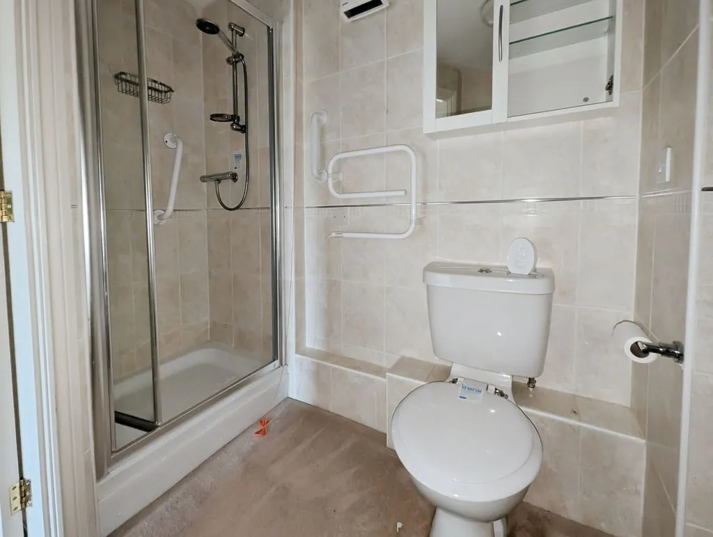 Newcastle Upon Tyne NE4 9DR, NE4, photo 4