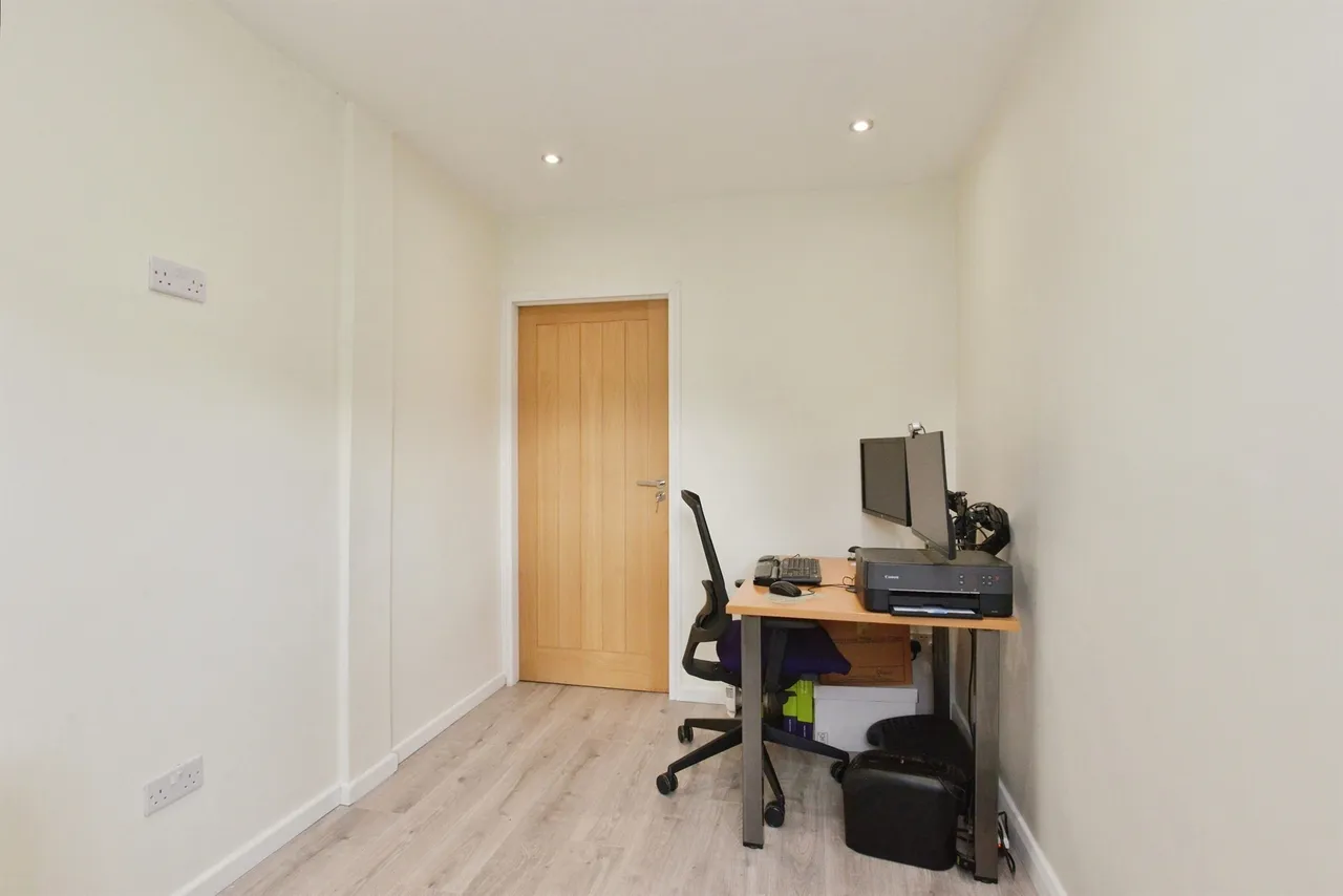 Christian Court, Willen, MK15, photo 10