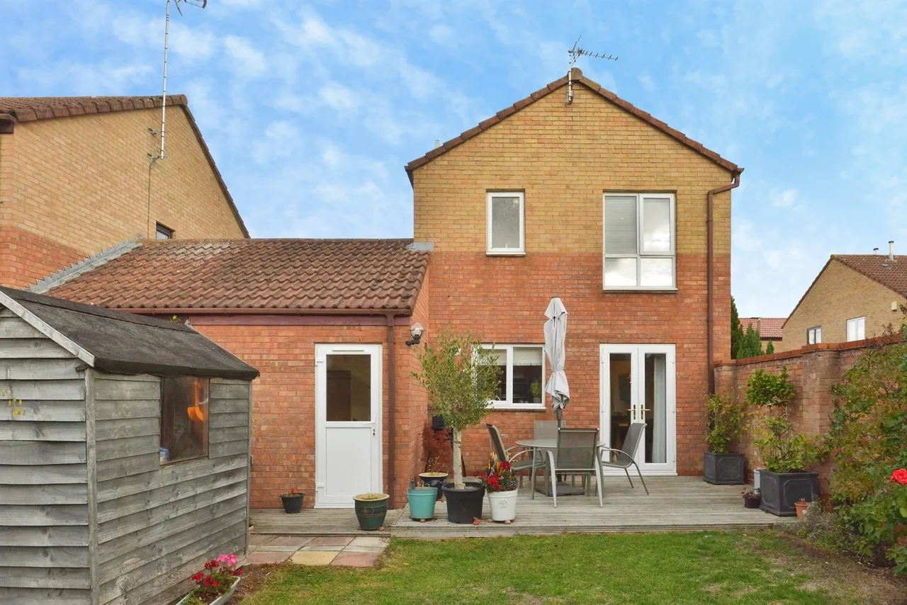 Christian Court, Willen, MK15, photo 6