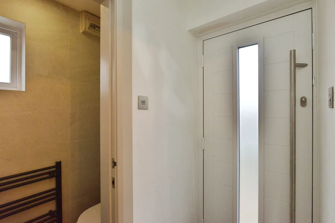 Christian Court, Willen, MK15, photo 18