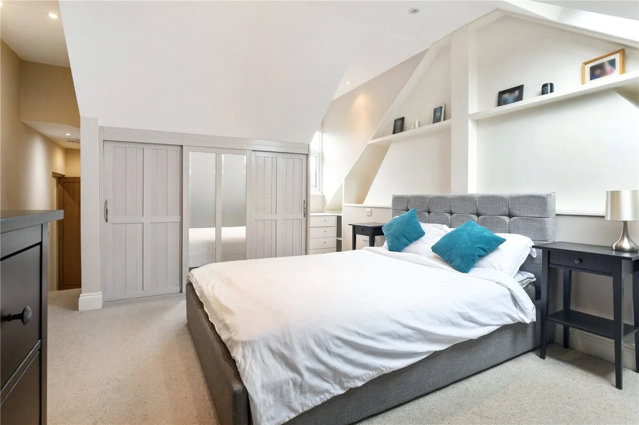 Kingscourt Road, London, SW16, photo 2