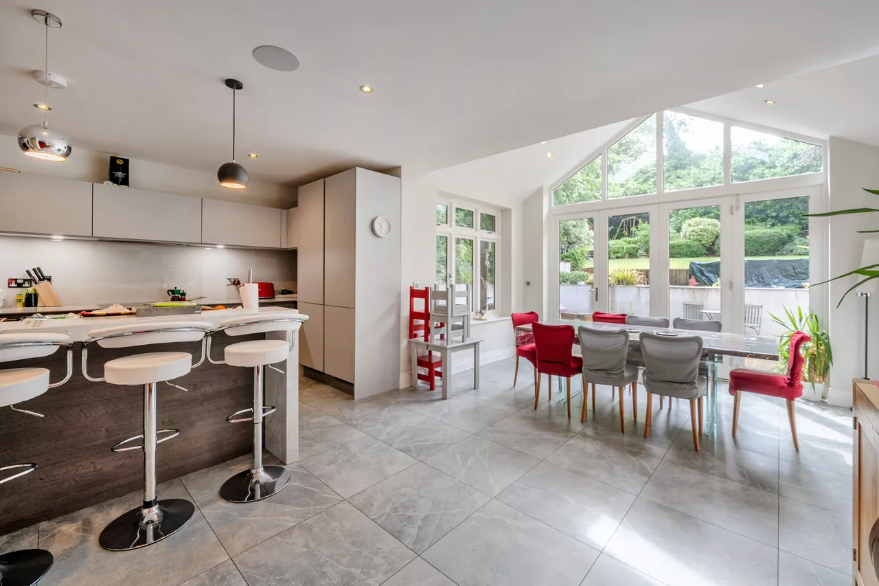Forest Drive, Kingswood, KT20, photo 2
