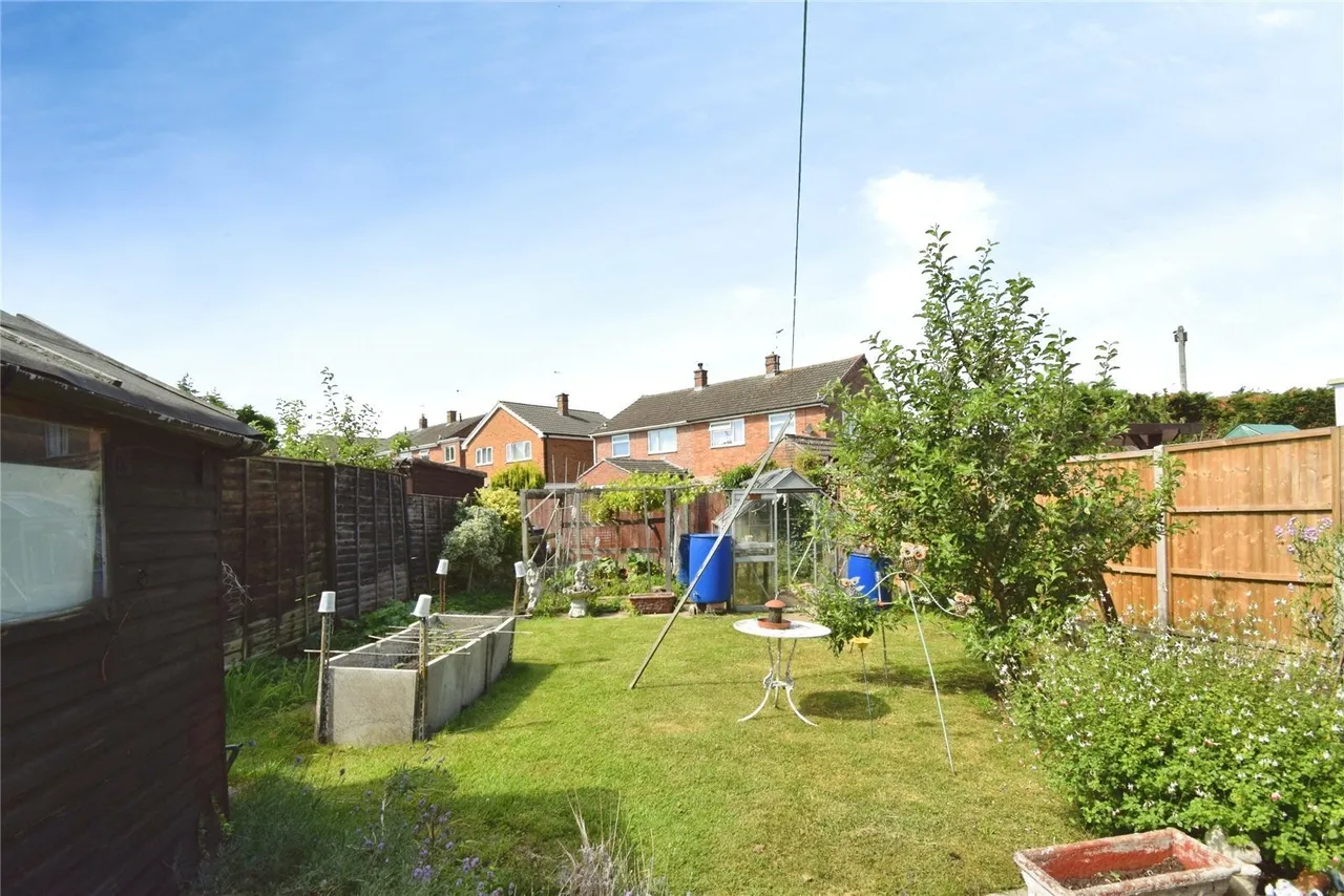 Homestead Drive, Wigston, LE18, photo 11