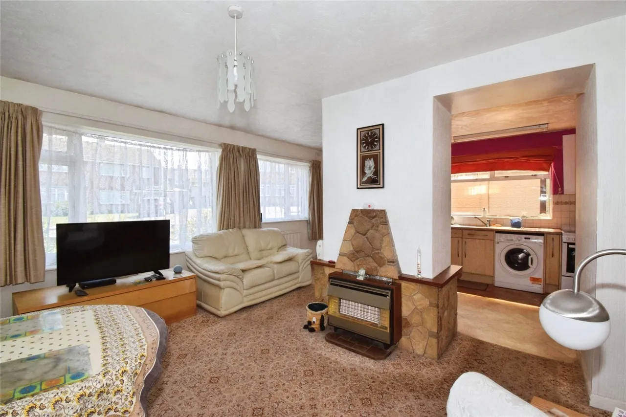 Homestead Drive, Wigston, LE18, photo 6