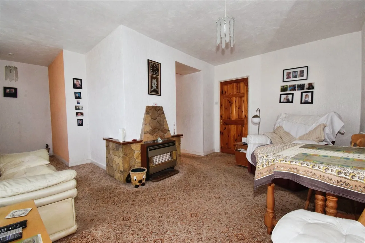 Homestead Drive, Wigston, LE18, photo 2