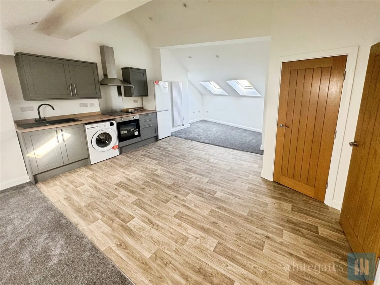 1 bed flat to rent, Westgate, Dewsbury, WF13