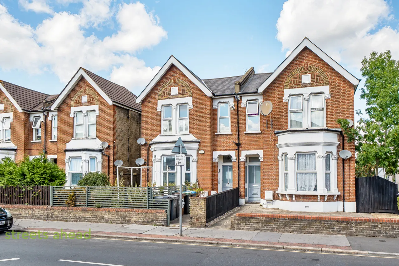 2 bed flat for sale, Brigstock Road, Thornton Heath, CR7
