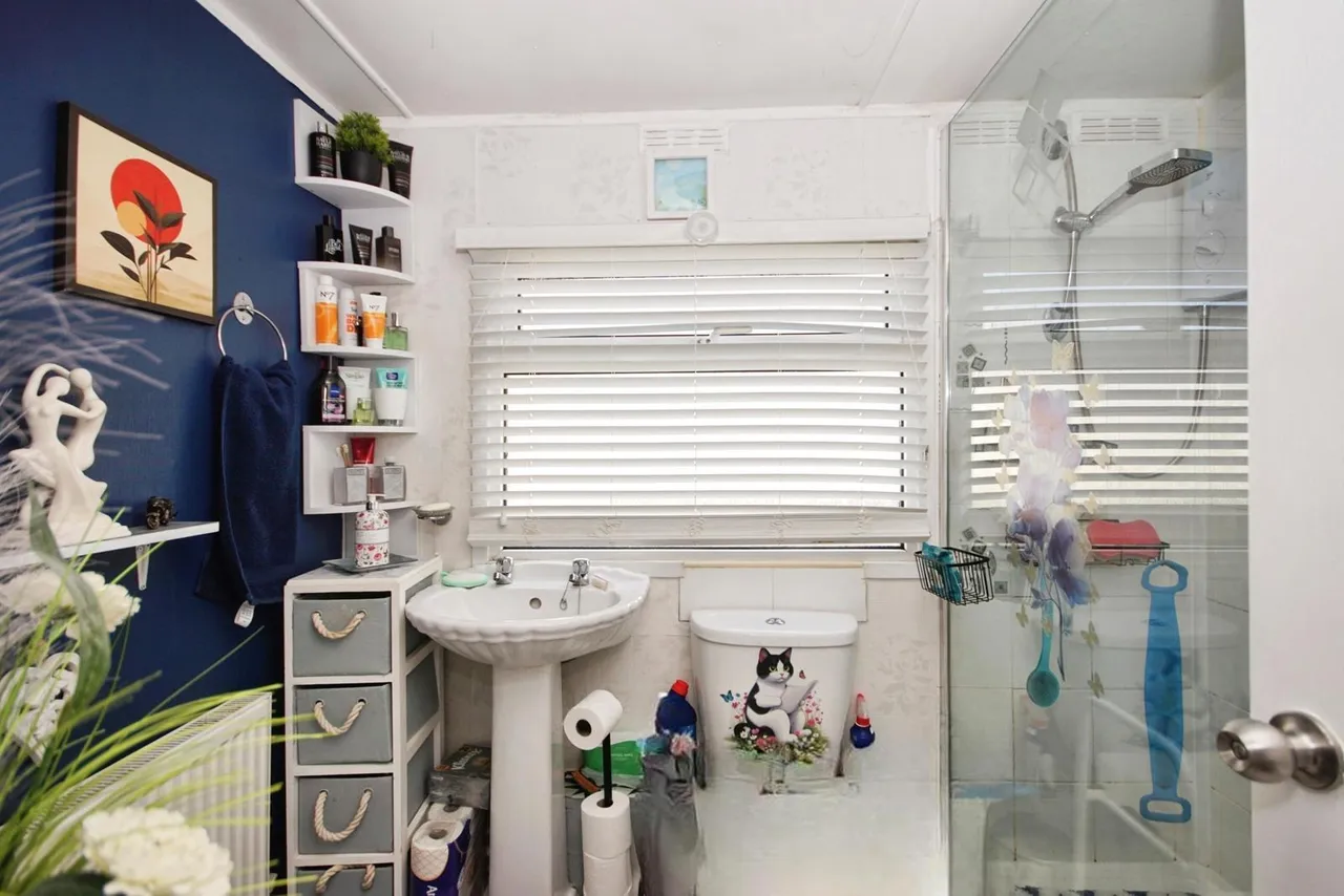 Berkeley Vale Park, Berkeley, GL13, photo 14
