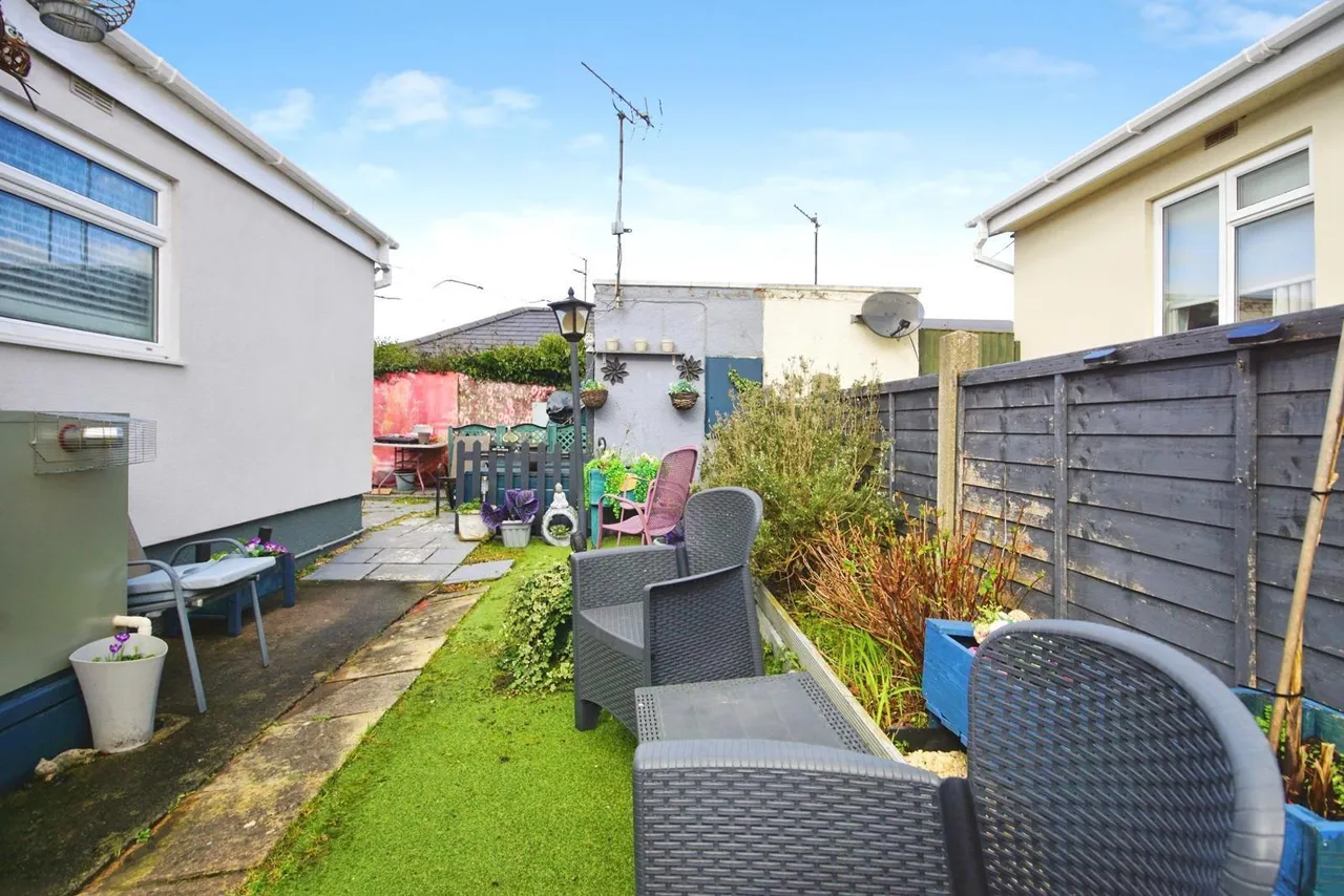 Berkeley Vale Park, Berkeley, GL13, photo 19
