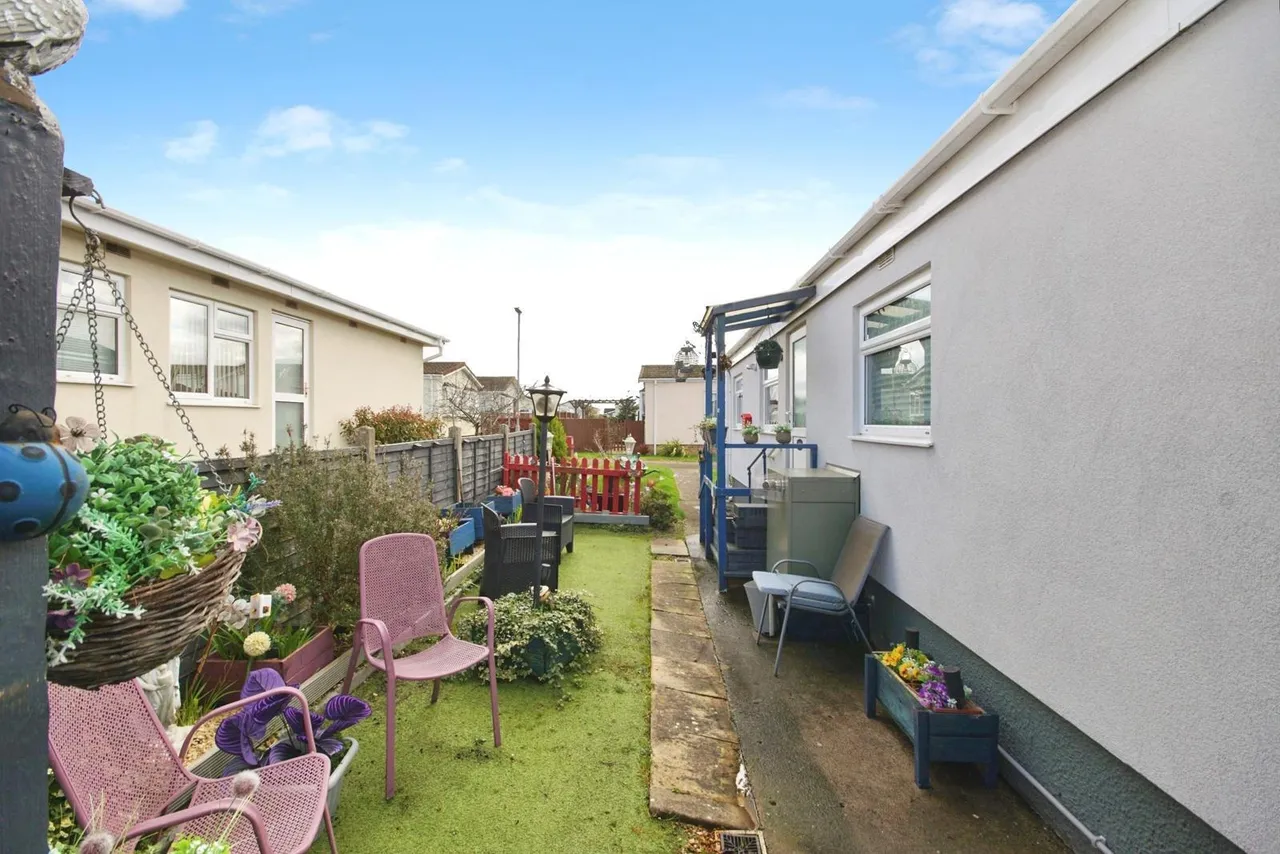 Berkeley Vale Park, Berkeley, GL13, photo 2
