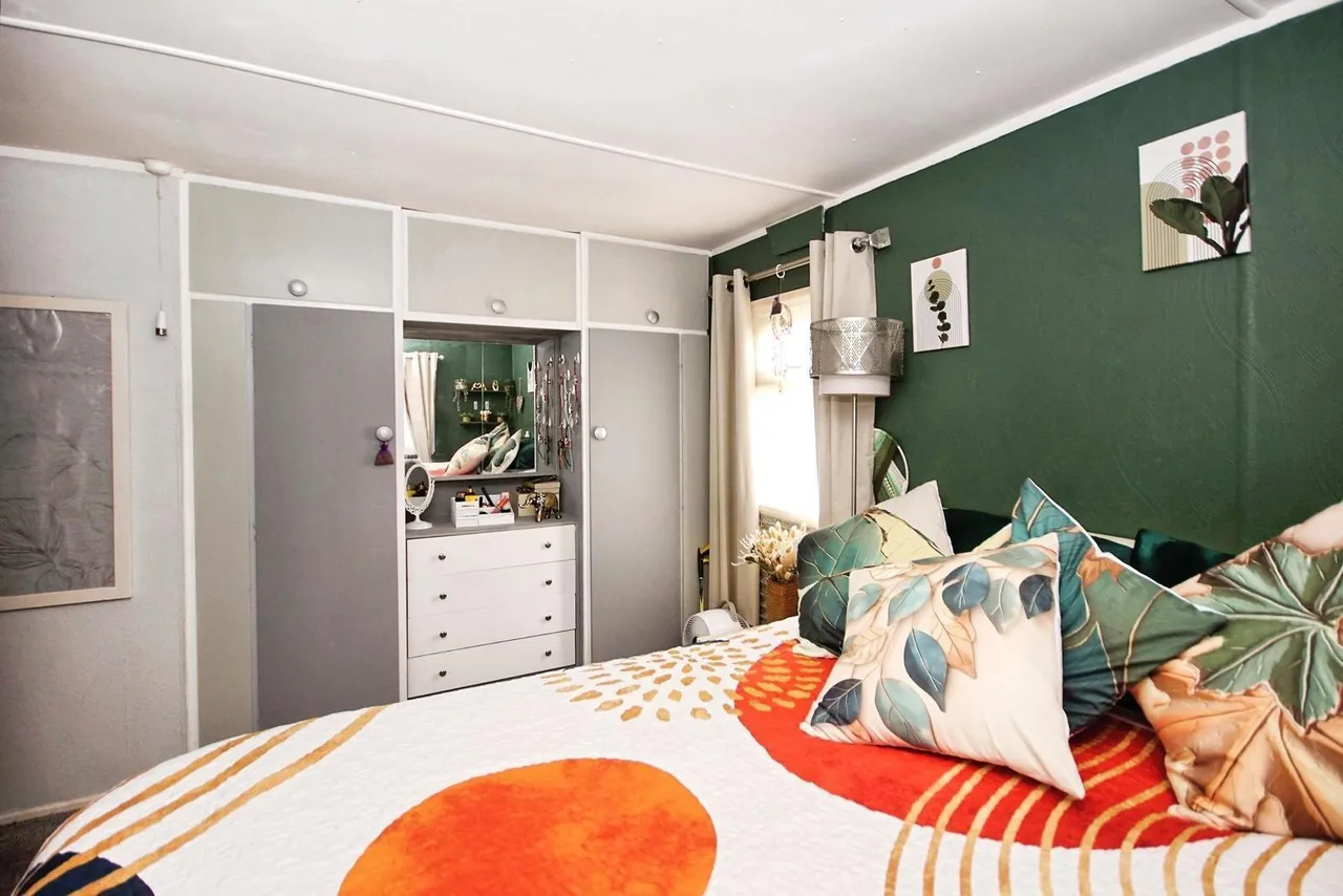 Berkeley Vale Park, Berkeley, GL13, photo 13