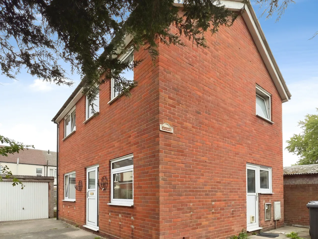 3 bed house to rent — Naam Grove, LINCOLN