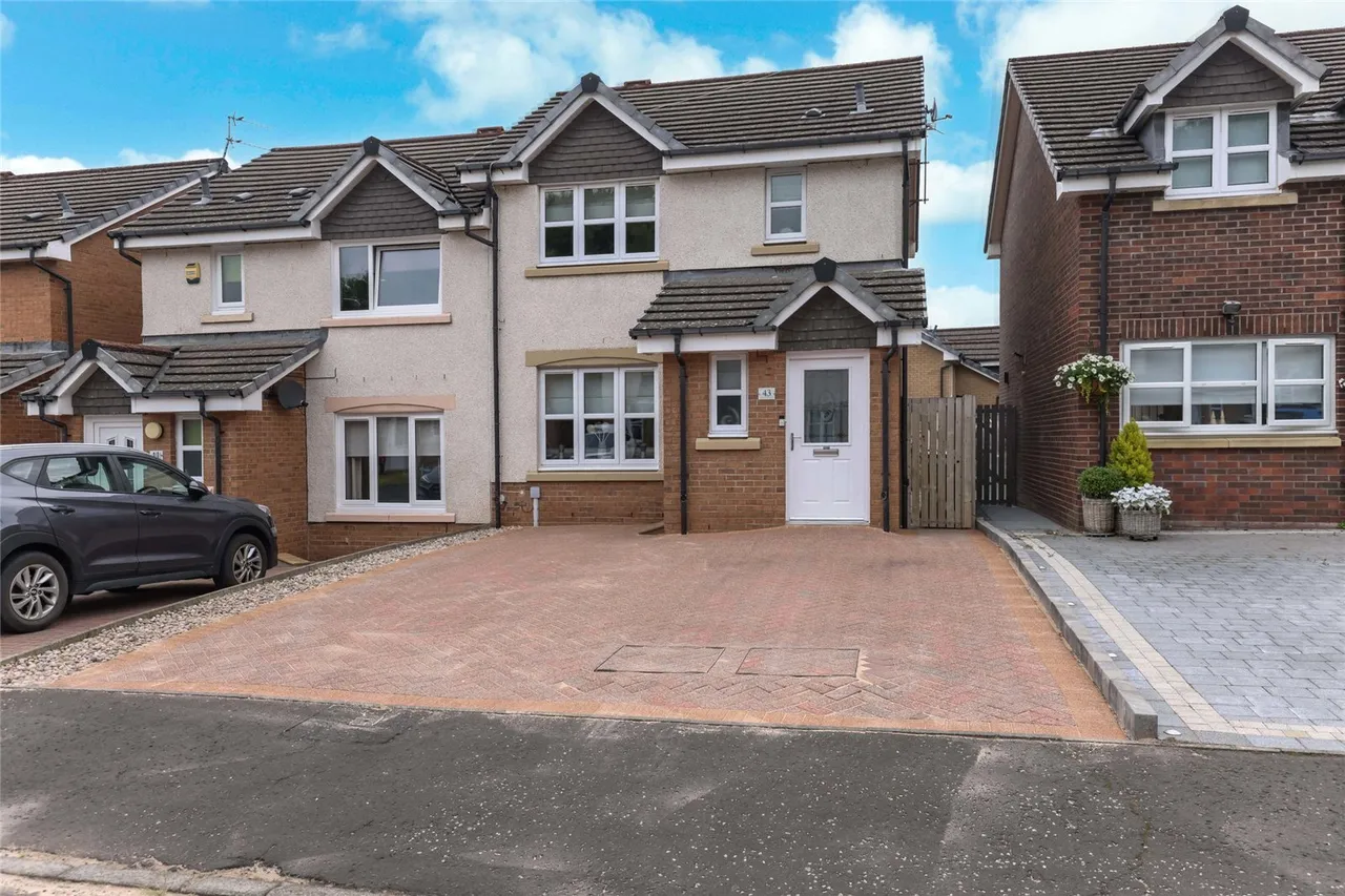 3 bed house for sale — Bowhouse Drive, Glasgow, Glasgow City, G45