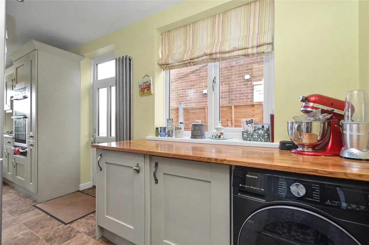 High Ridge Park, Rothwell, LS26, photo 14