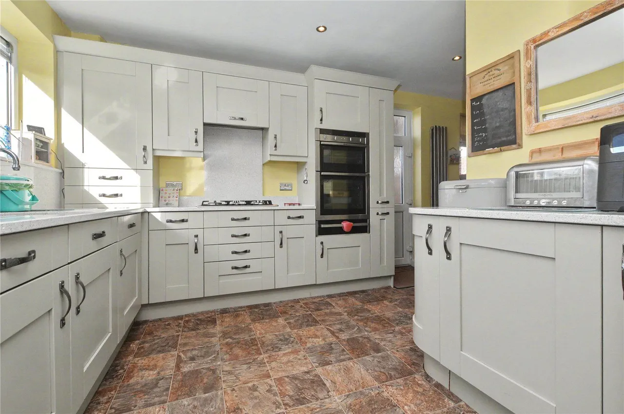 High Ridge Park, Rothwell, LS26, photo 3