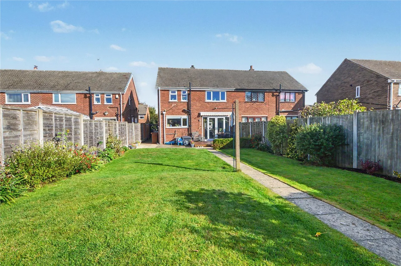High Ridge Park, Rothwell, LS26, photo 8