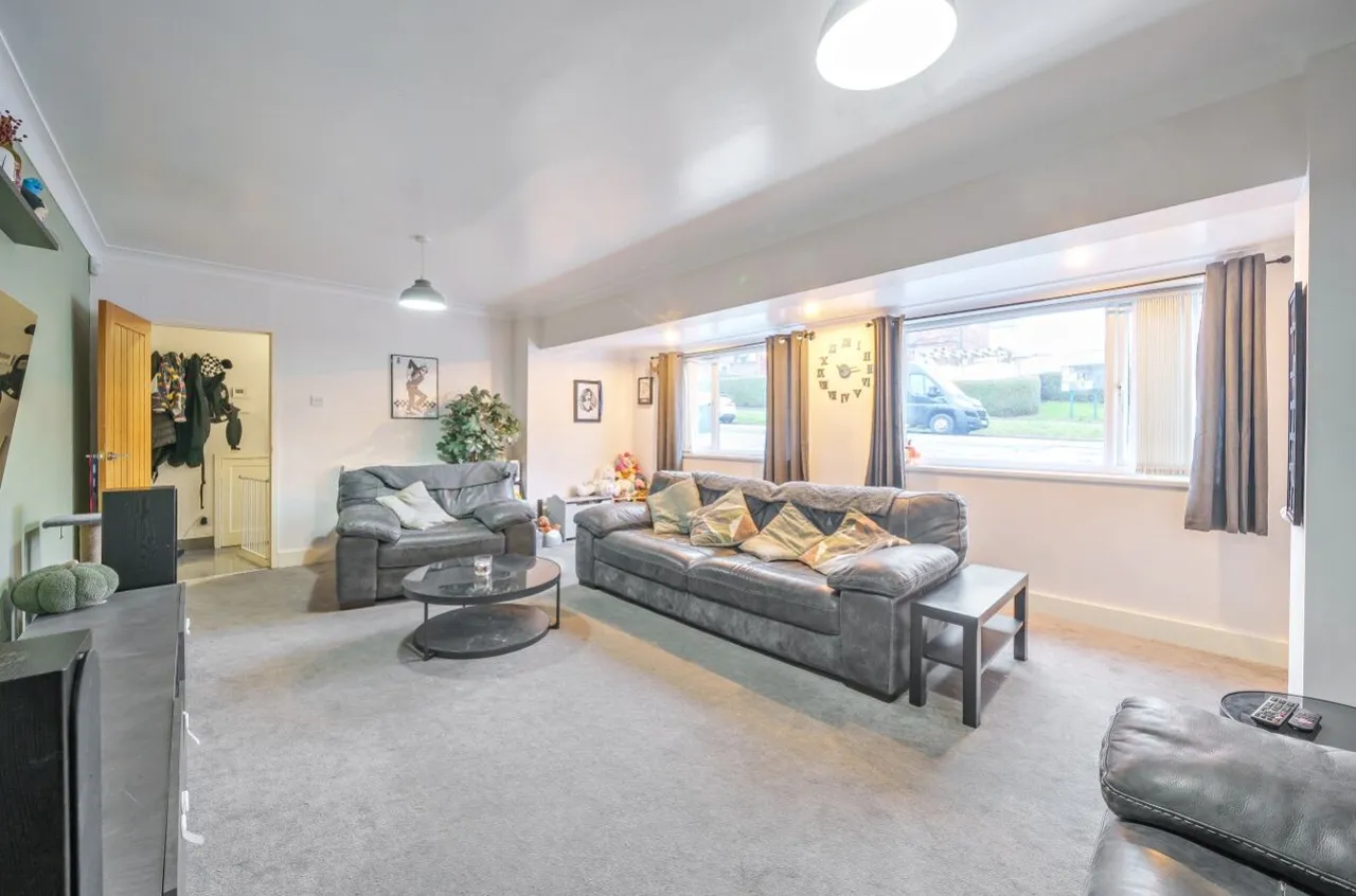 Snape Hill Crescent, Dronfield, S18, photo 5