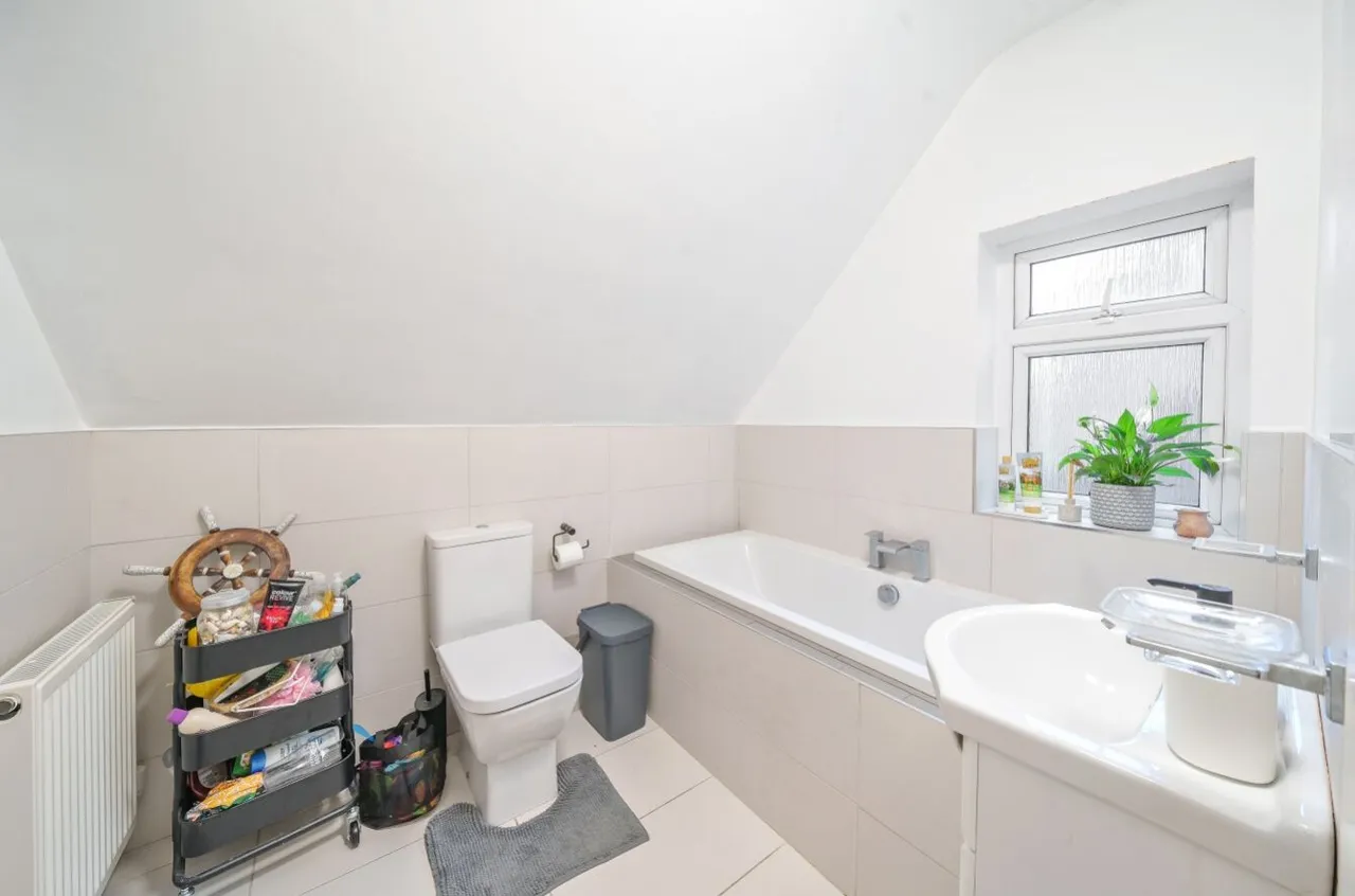 Snape Hill Crescent, Dronfield, S18, photo 15