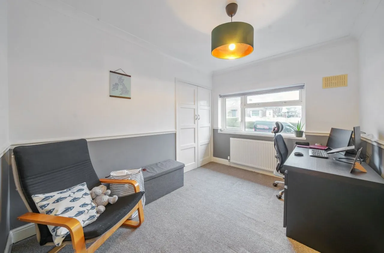 Snape Hill Crescent, Dronfield, S18, photo 12
