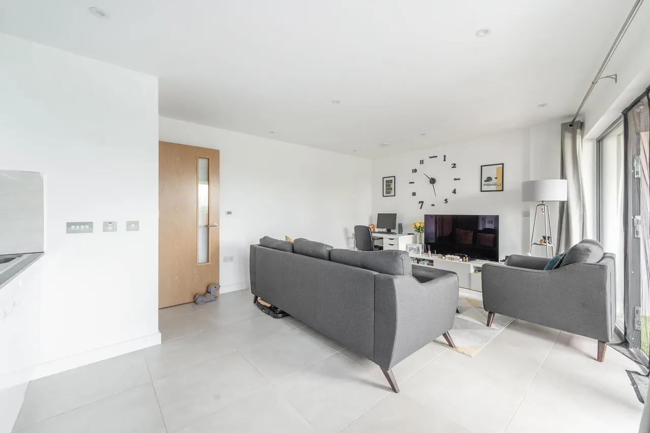 Flat 17, Emporium Court, HARROW, photo 9