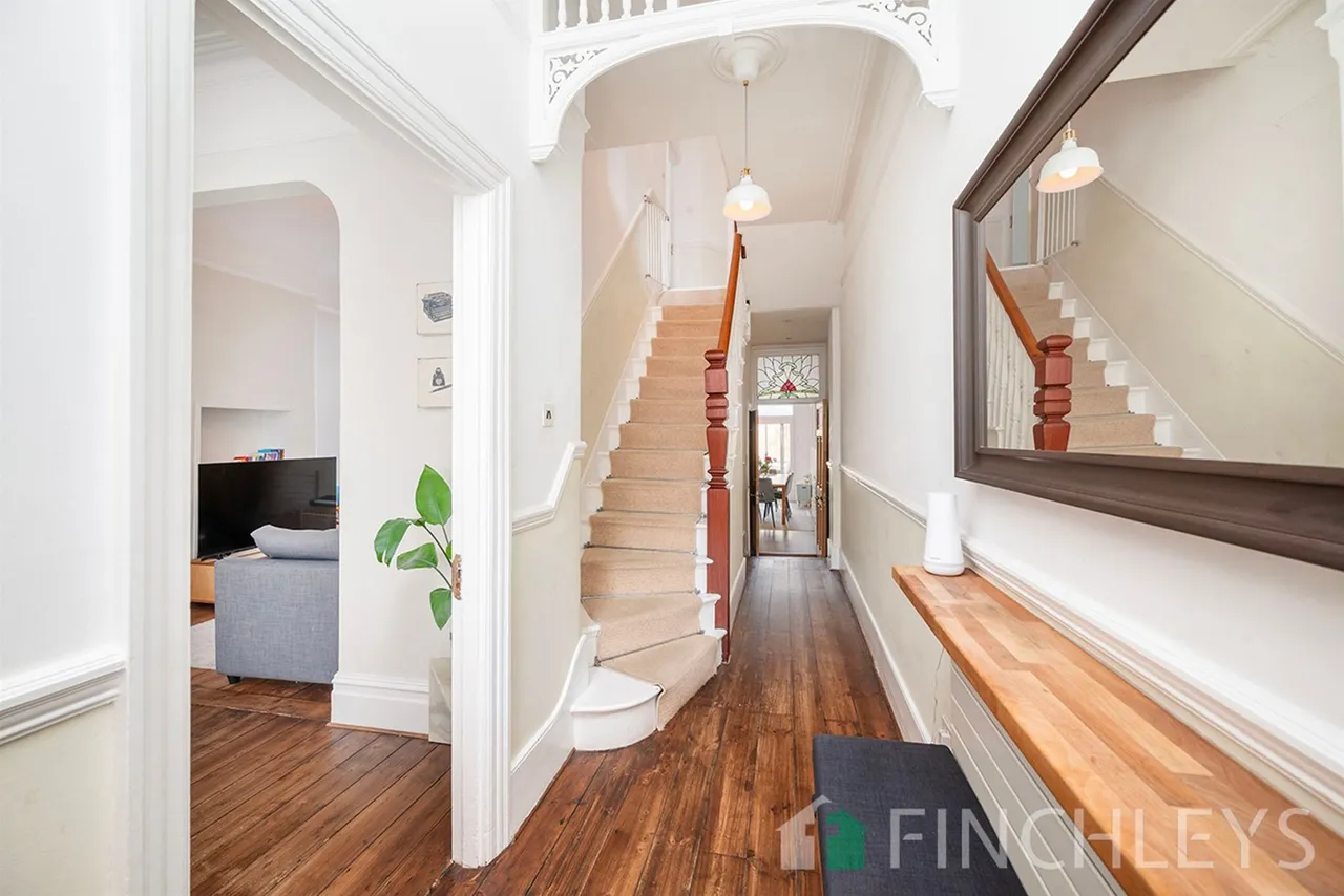 Princes Avenue, London, N3, photo 3