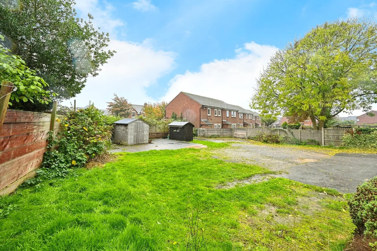 Nottingham Road, Somercotes, DE55, photo 17