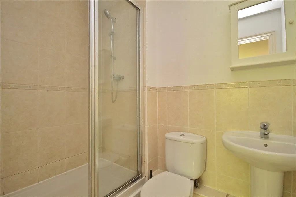 Tudor Way, Knaphill, GU21, photo 7